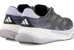 Supernova Prima femme