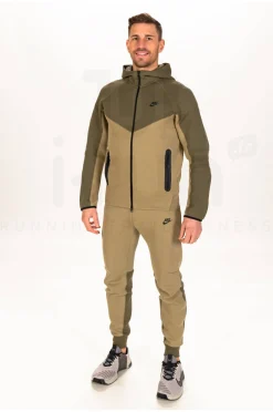 Tech Fleece Windrunner M