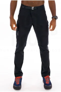 Titan Pass M - 81 cm